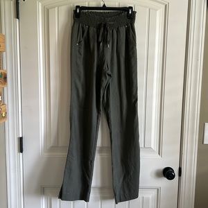 Green linen wide, leg pants,